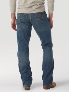 MEN'S WRANGLER RETRO® RELAXED FIT BOOTCUT JEAN IN ROCKY TOP : WRT20RT